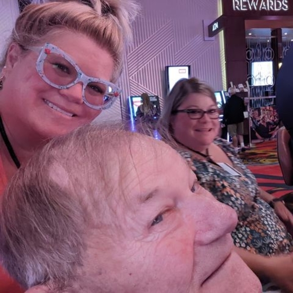 Meet your Posher, Katie - Picture 1 of 1